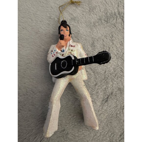 Elvis Presley Resin Christmas Ornament With Guitar Glitter Finish White Jumpsuit - Picture 3 of 4
